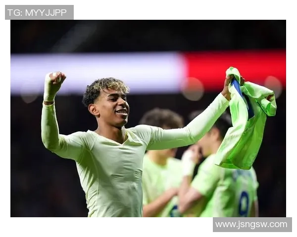 1月出生的足球球星盘点:从传奇到新星的跨世代荣耀与成就 1月出生的足球球星盘点:从传奇到新星的跨世代荣耀与成就